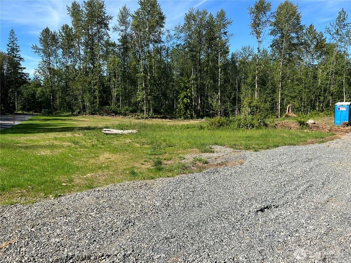 Property Photo:  4613  182nd Drive NE  WA 98290 