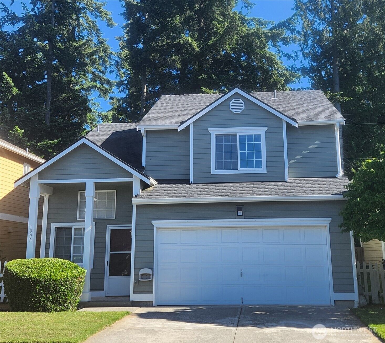 Property Photo:  1905  98th Street SE 2  WA 98208 