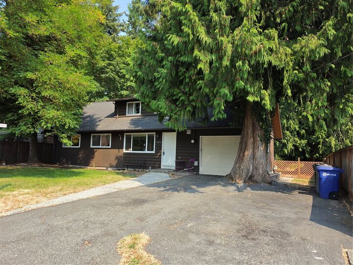 Property Photo: 18816 89 Avenue NE WA 98011