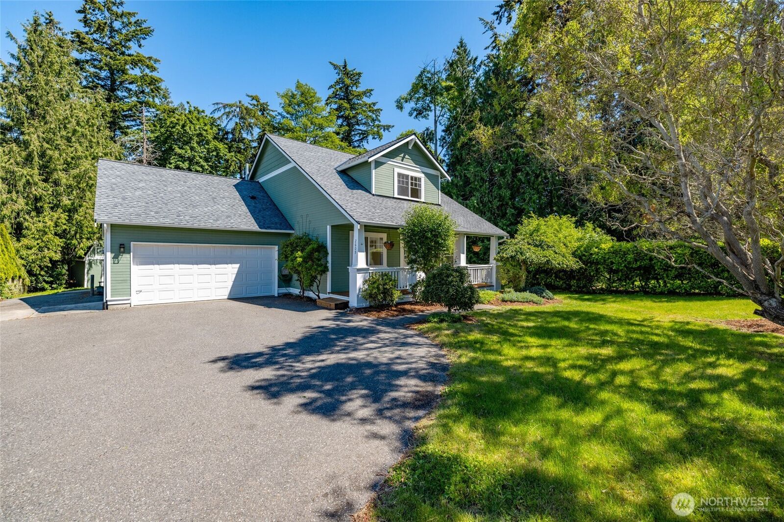 Property Photo: 2609 C Avenue WA 98221