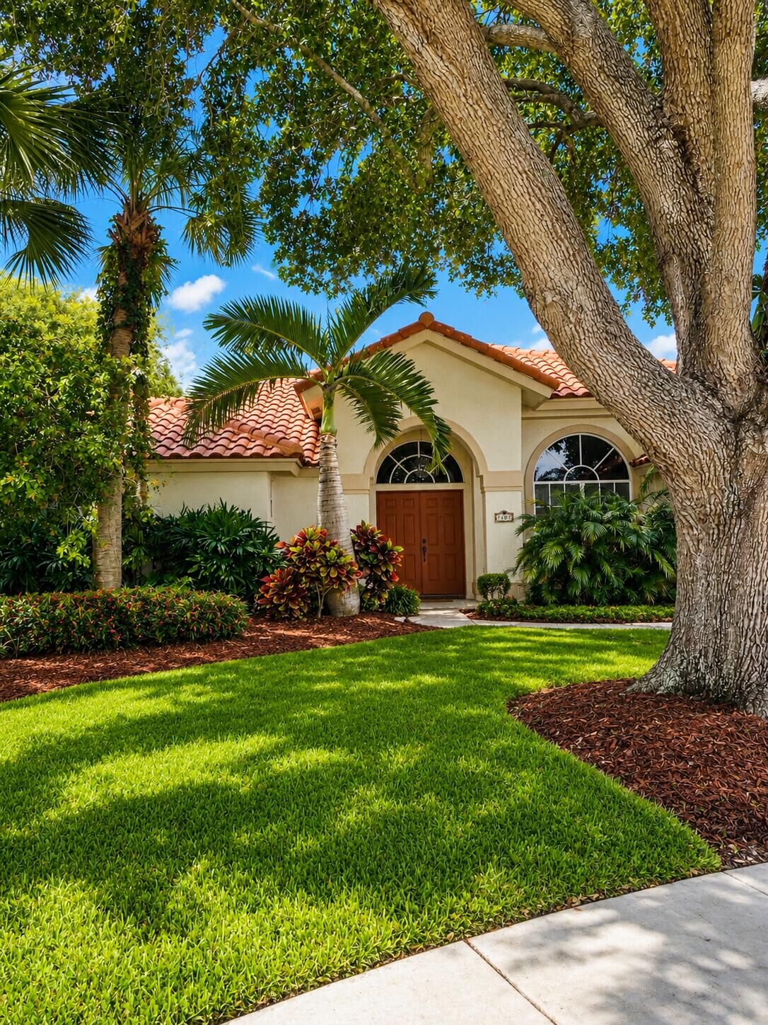 Property Photo: 7607 Monclair Court FL 33467