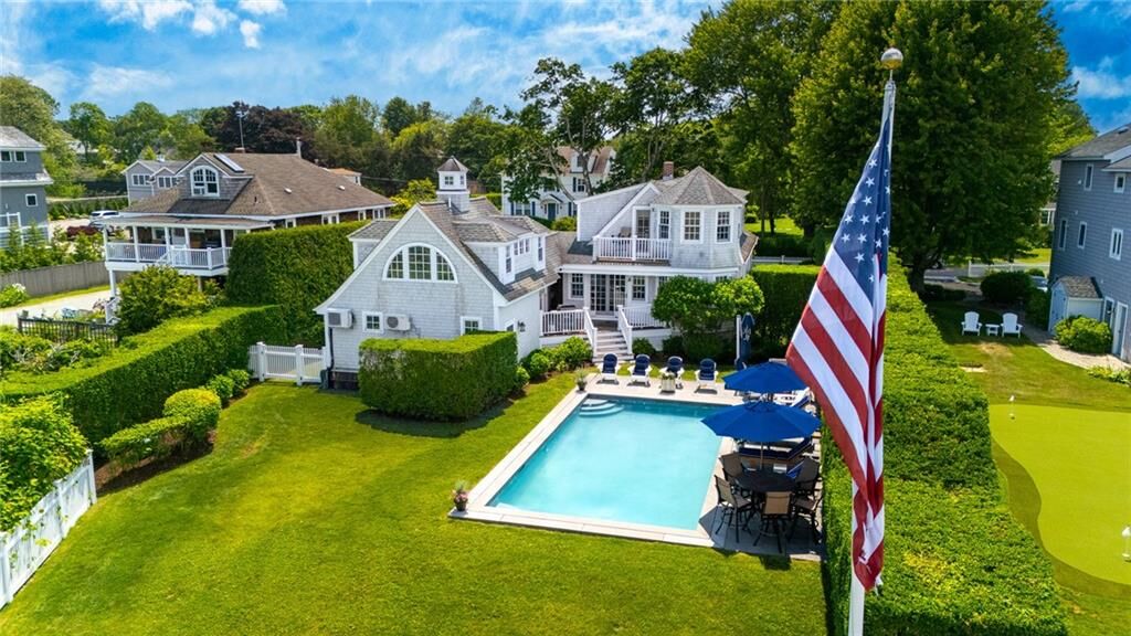 Property Photo:  5 Pasadena Avenue  RI 02891 