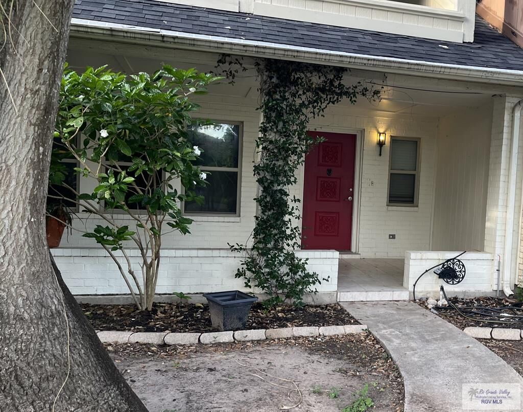 Property Photo: 5410 Guava Dr TX 78552