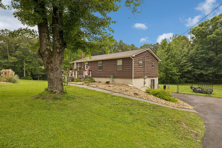Property Photo:  370 Homestead Circle NE  TN 37323 