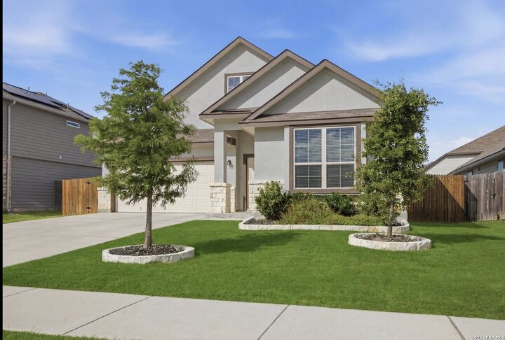 Property Photo:  261 Pudu Trl  TX 78108 