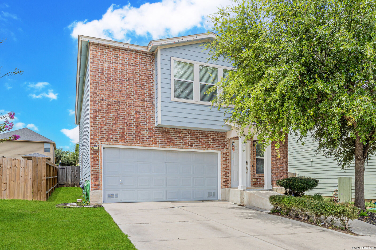 Property Photo: 7419 Monets Gdn TX 78218