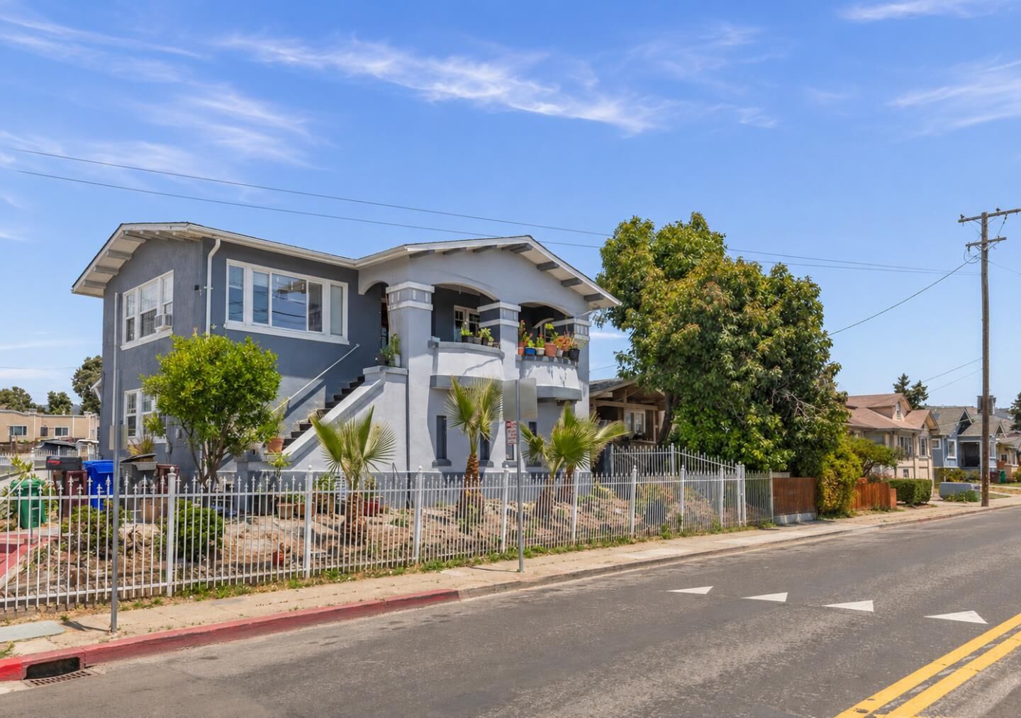 Property Photo: 1914 51st Avenue CA 94601