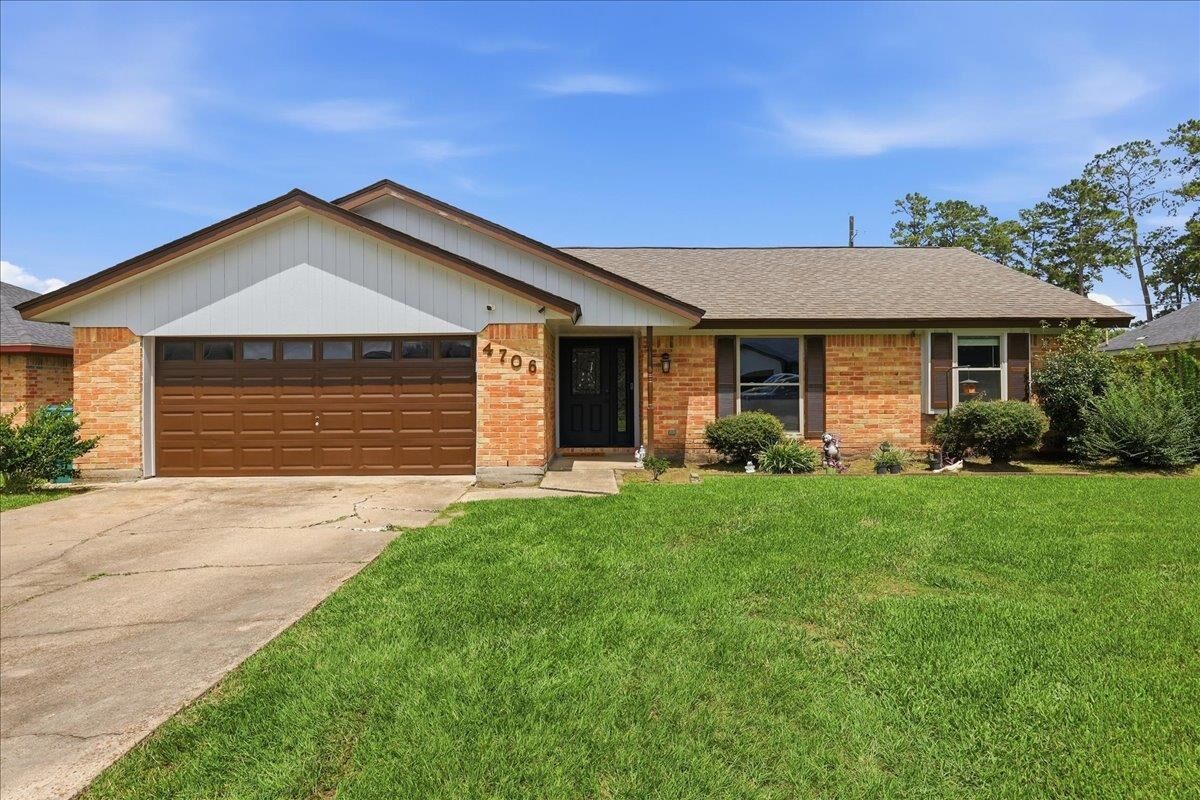 Property Photo:  4706 Oak Valley  TX 77632 