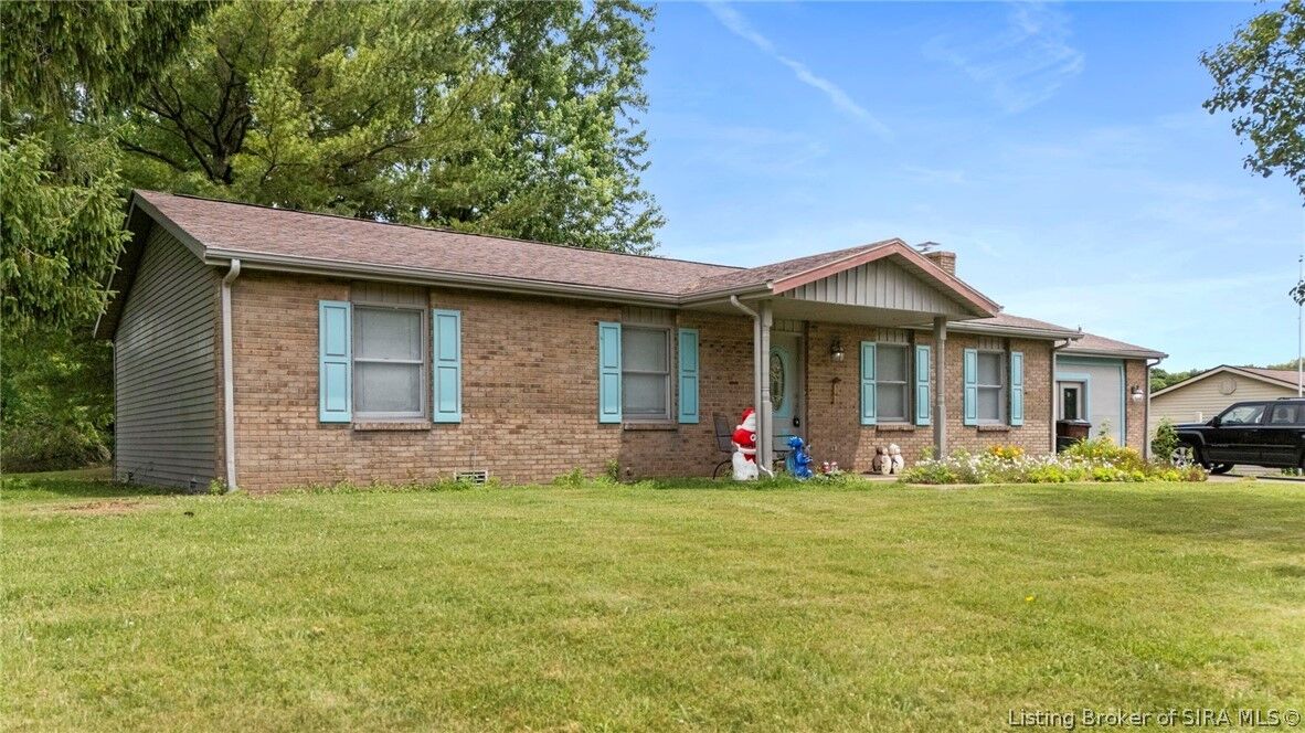 Property Photo: 2610 S College Hills Dr IN 47243