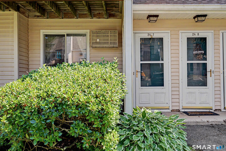 Property Photo: 8 Rose Lane 24-7 CT 06811