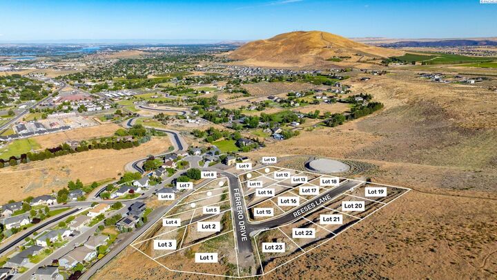 Property Photo: 4763 Reese Lane Lot21 WA 99353