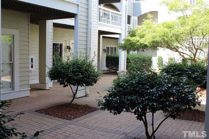 Property Photo: 1000 Brighthurst Drive NC 27605