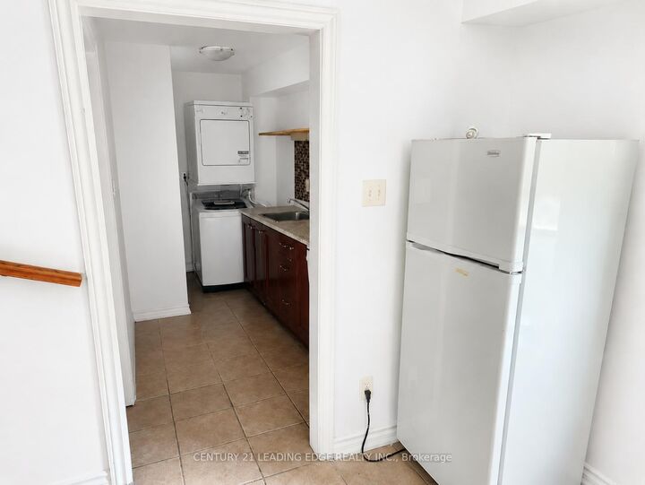 Property Photo:  196 Chruch Street 201  ON L4P 1J7 