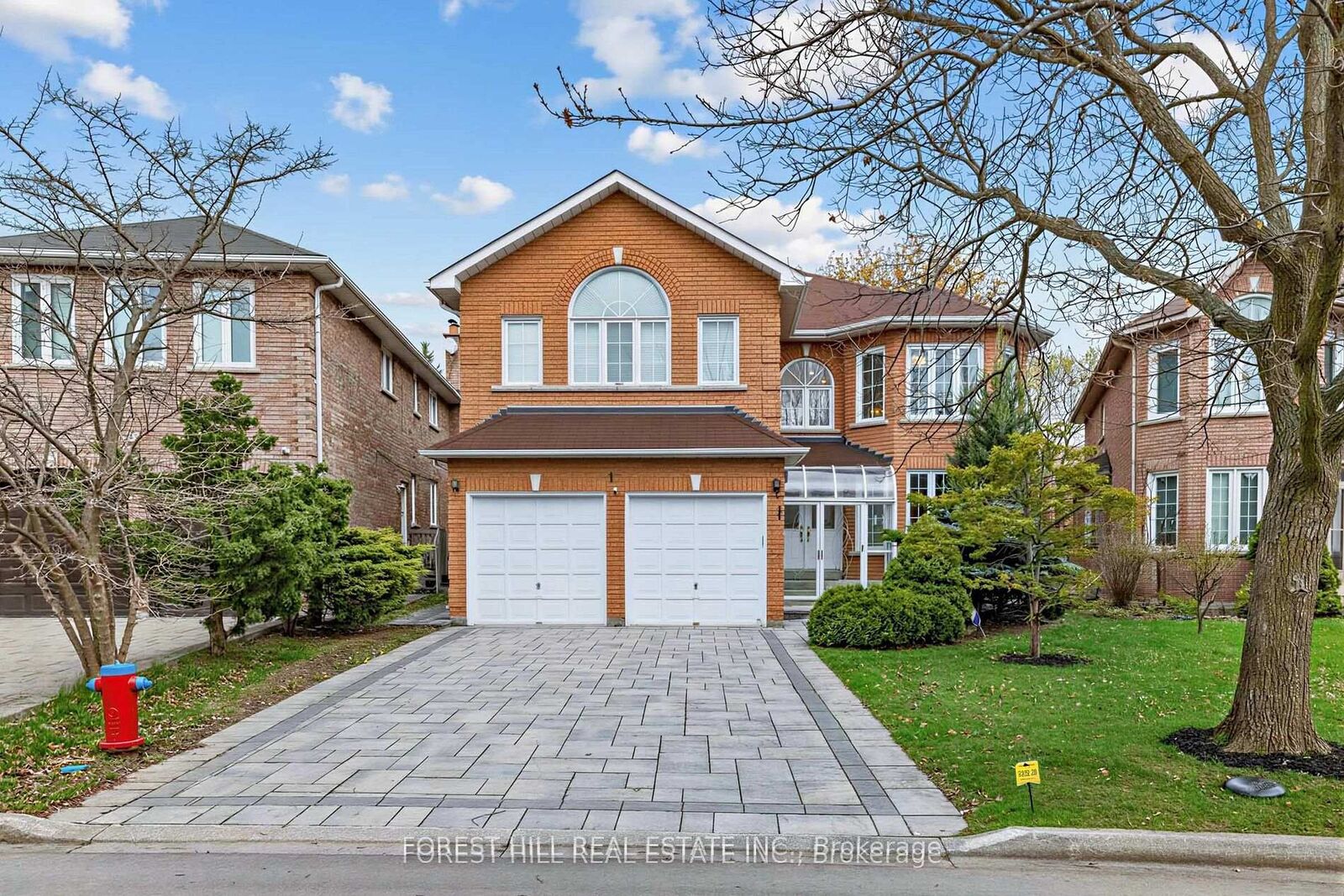 Property Photo: 17 Lady Lynn Crescent ON L4B 3V5
