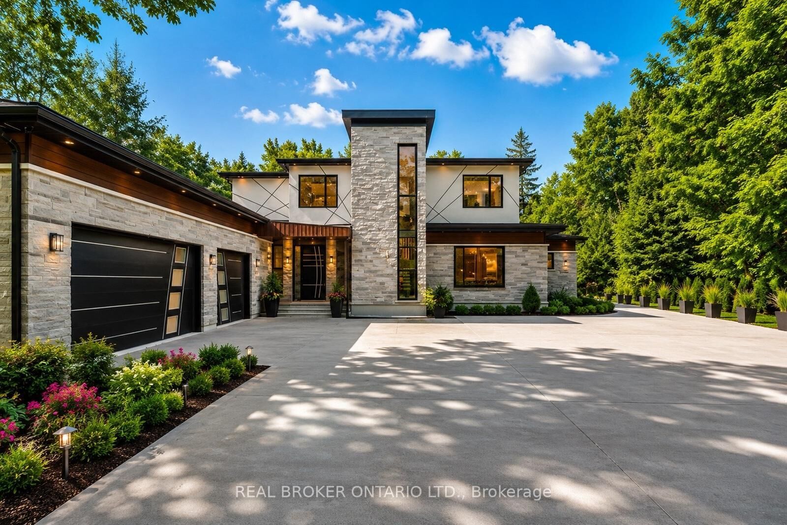 Property Photo: 6 Campbell Farm Road ON N3T 5L6