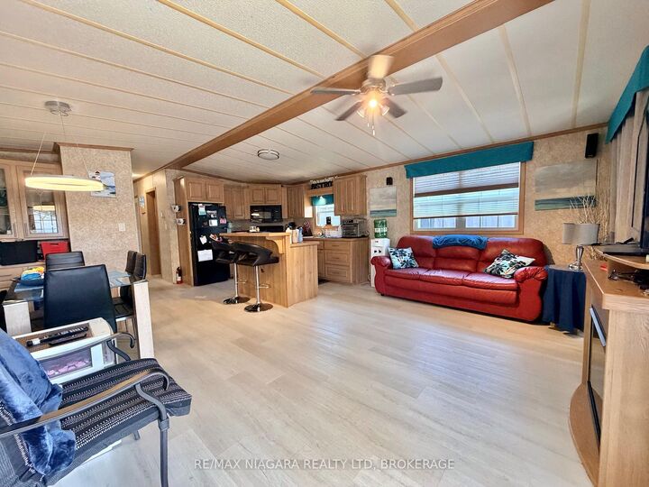 7 Hickory Lane — photo 1