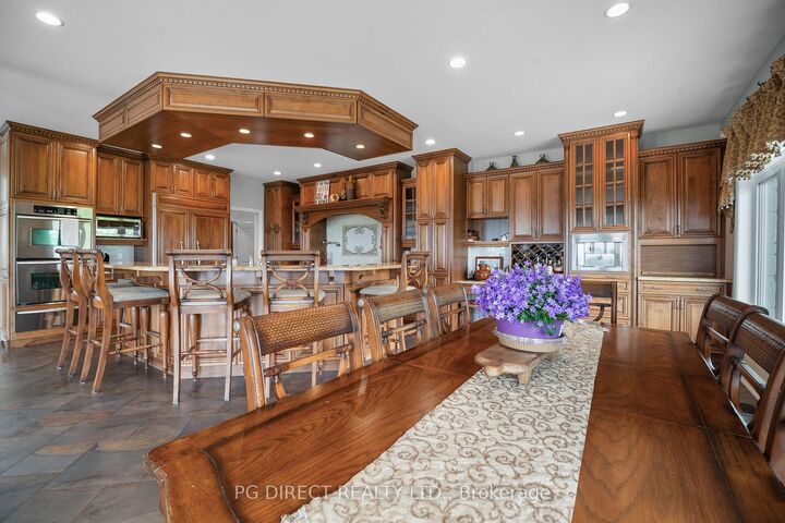 Property Photo: 427 Surrey Drive ON P1C 1E4