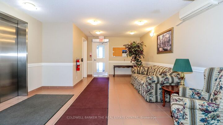 Property Photo: 49 Jacobs Terrace 212 ON L4N 0W4