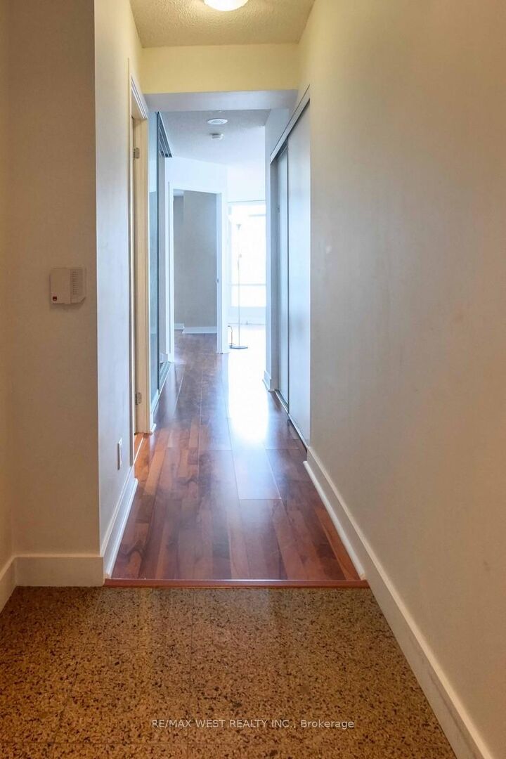 Property Photo: 373 Front Street 2509 ON M5V 3R7