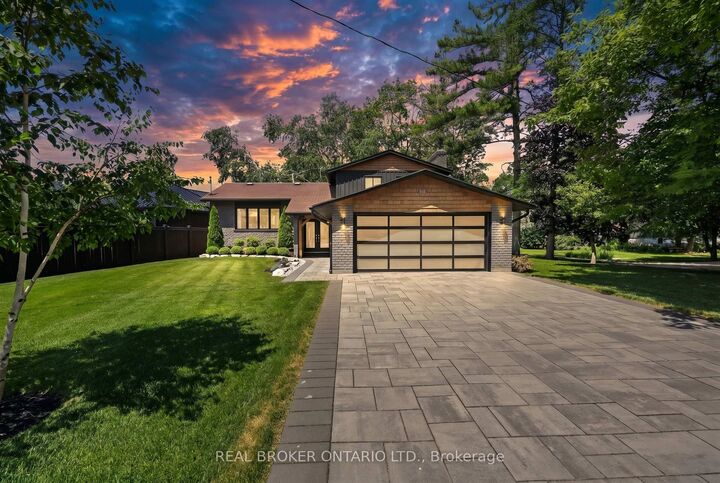608 Moberley Avenue — photo 1