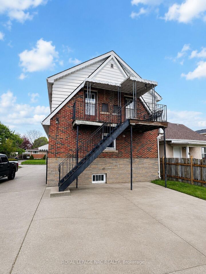 Property Photo:  9 Water Street  ON L2V 2J9 