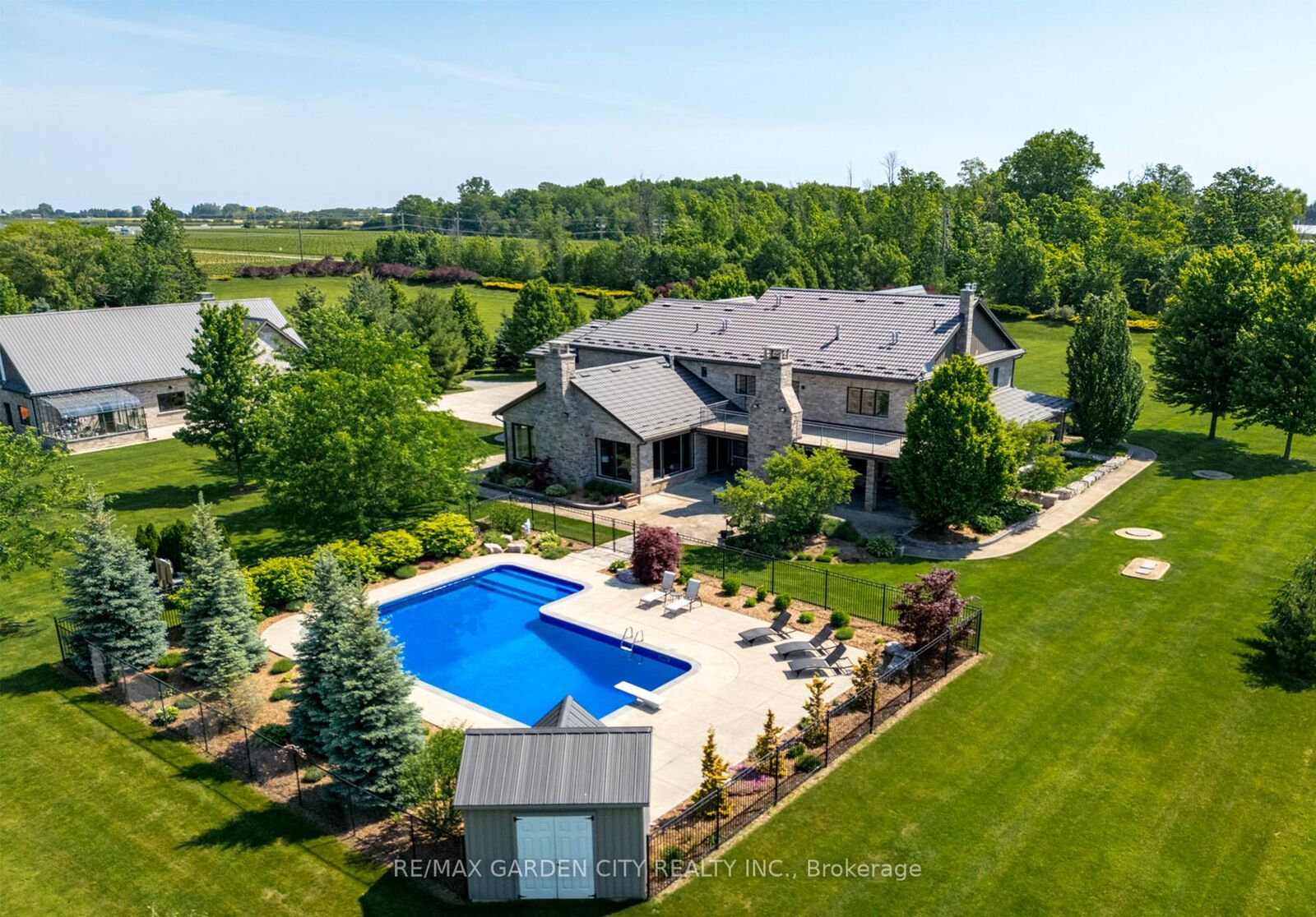 Property Photo: 4580 Cherry Avenue ON L3J 1A3