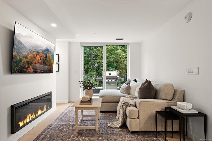 Property Photo:  2000 Hannington Rd #222  BC V9B 6R6 