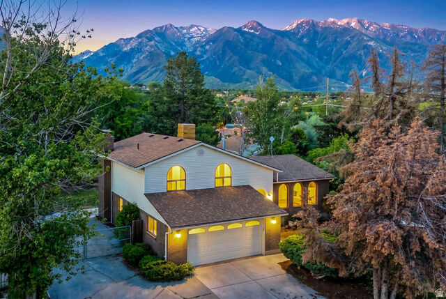 Property Photo:  9363 S Solena Way E  UT 84093 