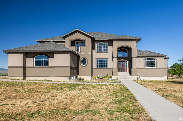 Property Photo: 7223 N Estancia Ln 3 UT 84335