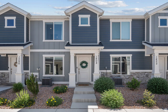 Property Photo: 1408 S 3720 E E UT 84660