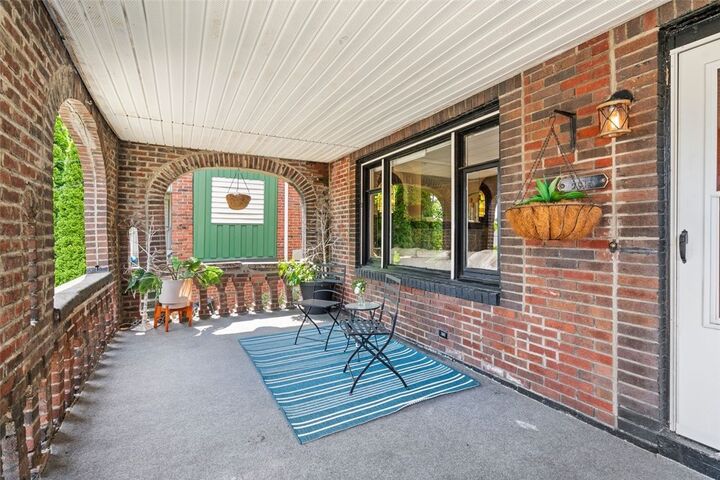 Property Photo: 2914 Glendale Ave PA 15227