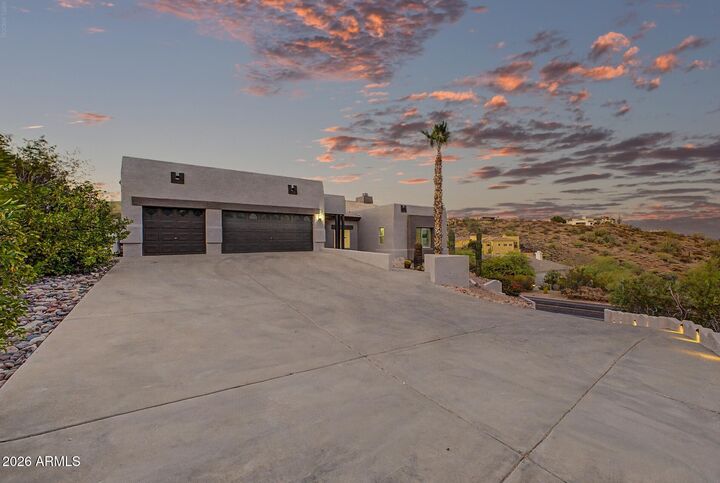 Property Photo: 15832 N Boulder Drive AZ 85268