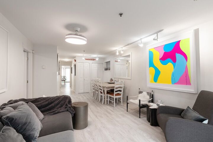 Property Photo: 451 E Pender Street 1 BC V6A 1V2