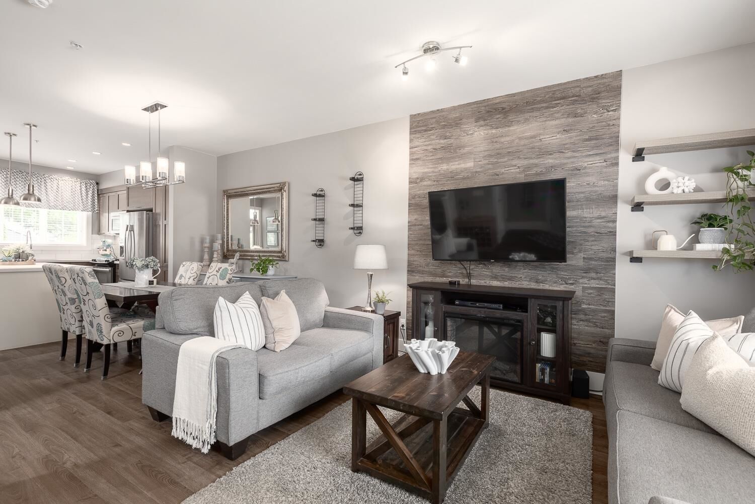 Property Photo: 12161 237 Street 19 BC V4R 0E7