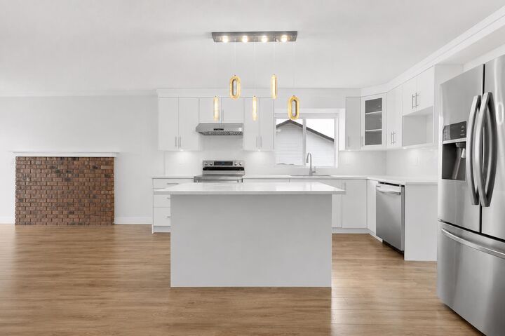 Property Photo: 31021 Creekside Drive BC V2T 5J9