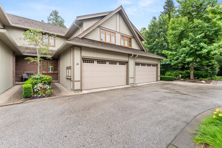 Property Photo: 3122 160 Street 18 BC V3Z 8K5