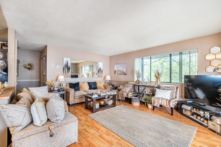 Property Photo: 12170 222nd Street 314 BC V2X 8H1