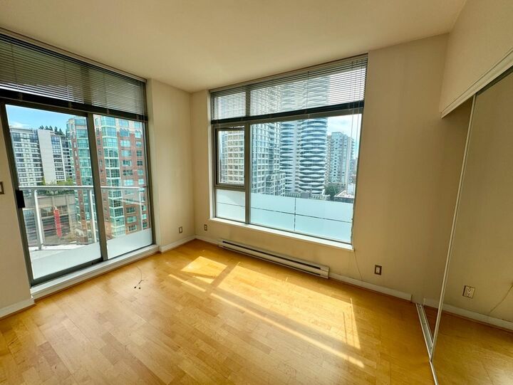 Property Photo: 1050 Smithe Street 1606 BC V6E 4T4