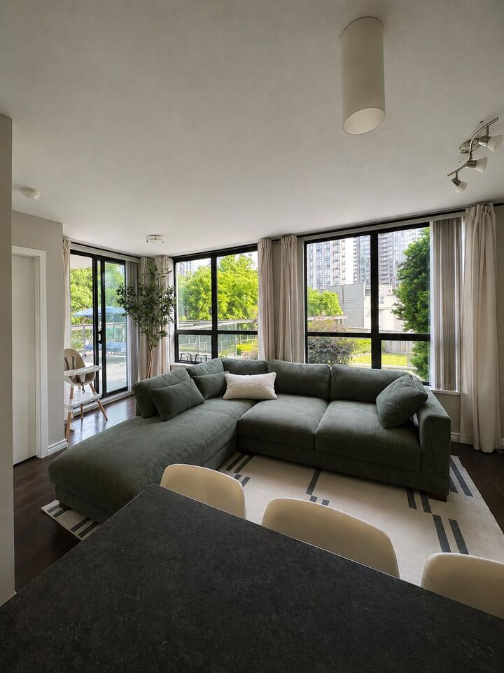 Property Photo: 2982 Burlington Drive 309 BC V3B 0B3