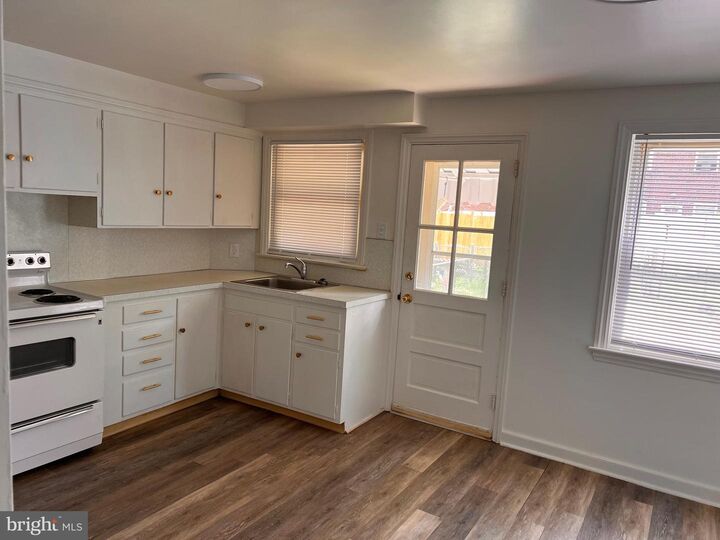 Property Photo:  834 Wabank Street  PA 17603 