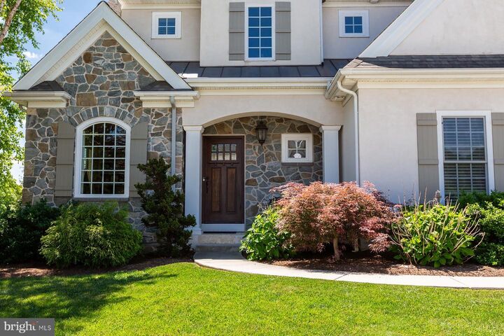 Property Photo: 506 E Delp Road PA 17601