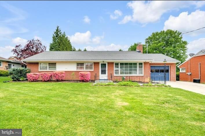 Property Photo:  221 McKinley Avenue  PA 17331 