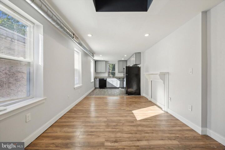 Property Photo:  518 N 40th Street Unit 3  PA 19104 