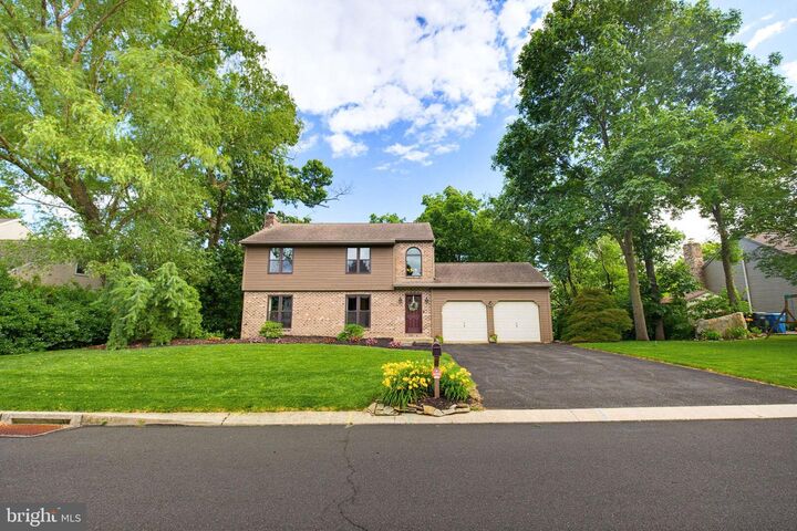 Property Photo:  3885 Sterling Way  PA 17512 