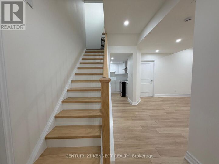 Property Photo: 1345 Hydrangea Gardens Bsmt ON L6H 7Z7