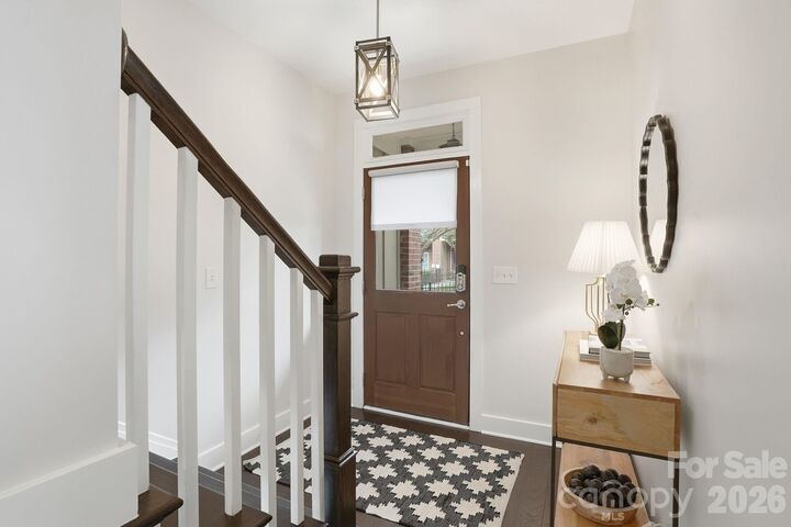 Property Photo:  1024 Wesley Park Lane  NC 28208 