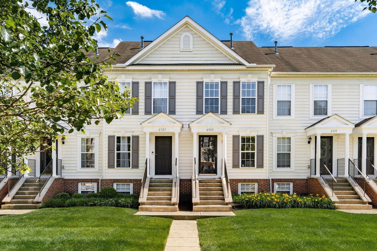 Property Photo:  6323 Royal Tern Crossing  OH 43230 