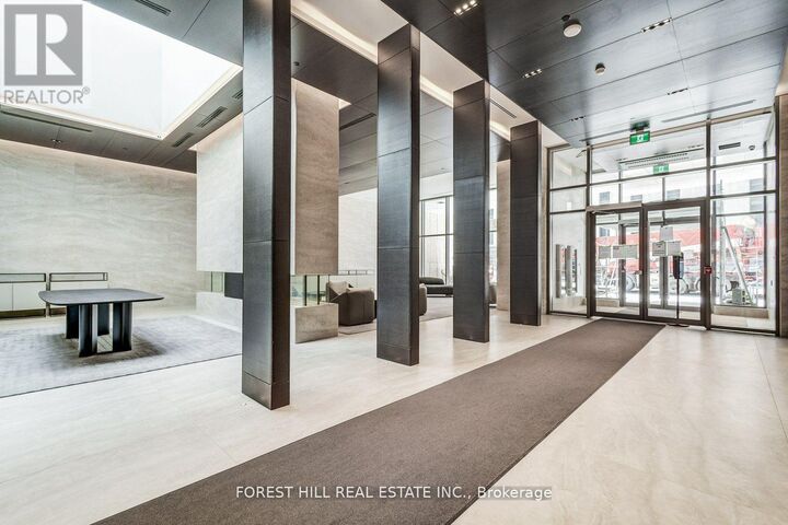 Property Photo:  2221 Yonge Street 5010  ON M4S 2B4 