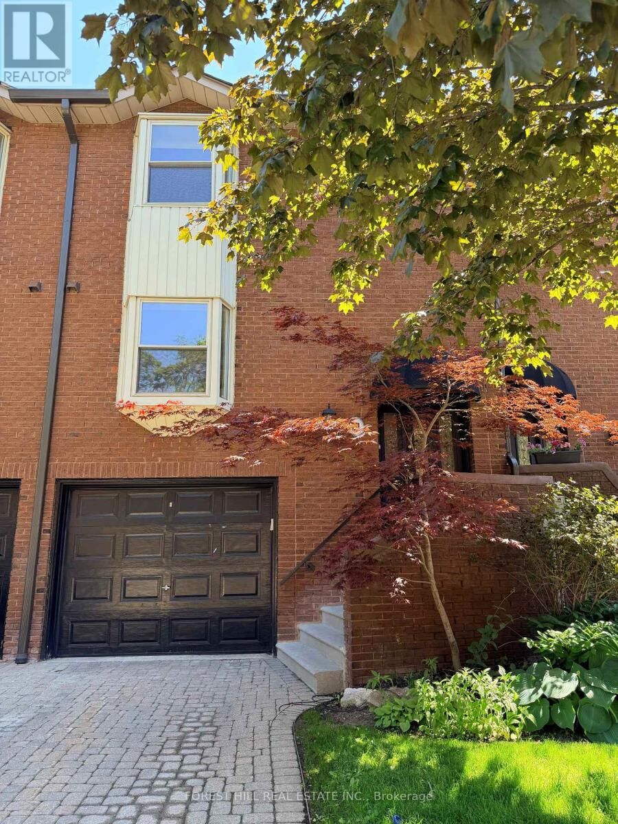 Property Photo:  21 Red Maple Court  ON M2K 2T4 
