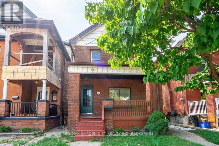 Property Photo:  96 Beechwood Avenue  ON L8L 2S6 